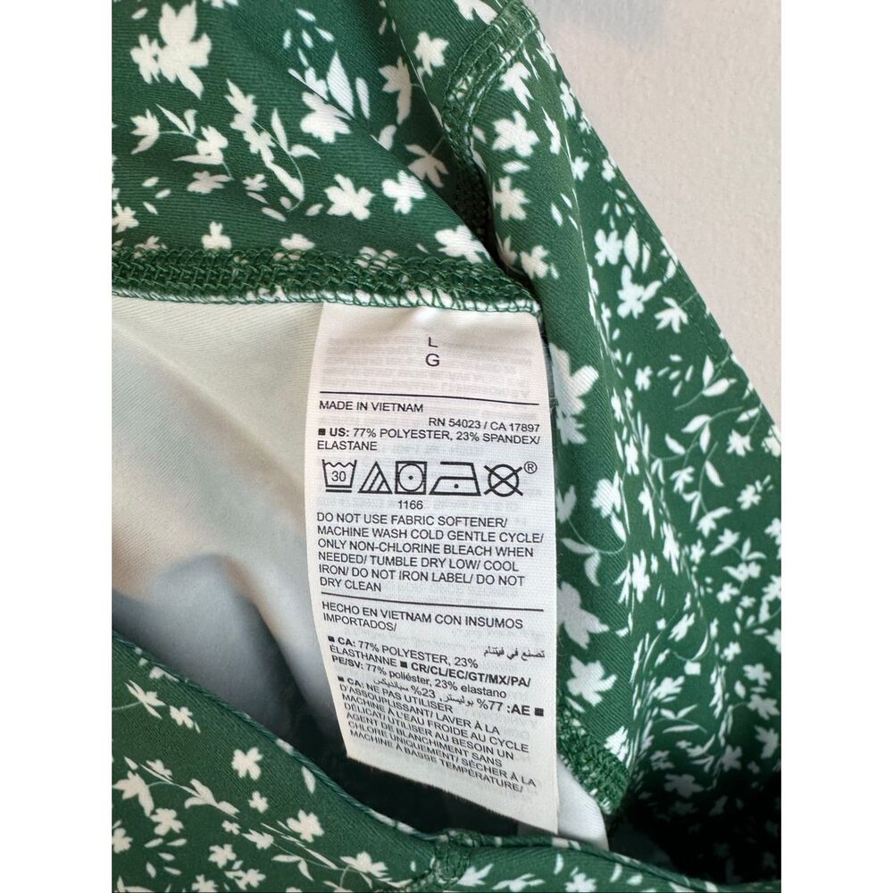 Old Navy Active Sz Large Floral Bike Shorts Green High Rise PowerSoft Athletic - Picture 4 of 7
